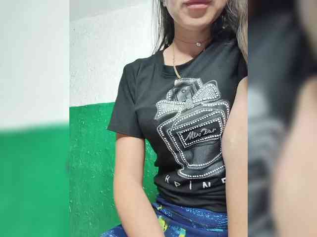 KOTENOCHEK_SEXY_KISA webcam