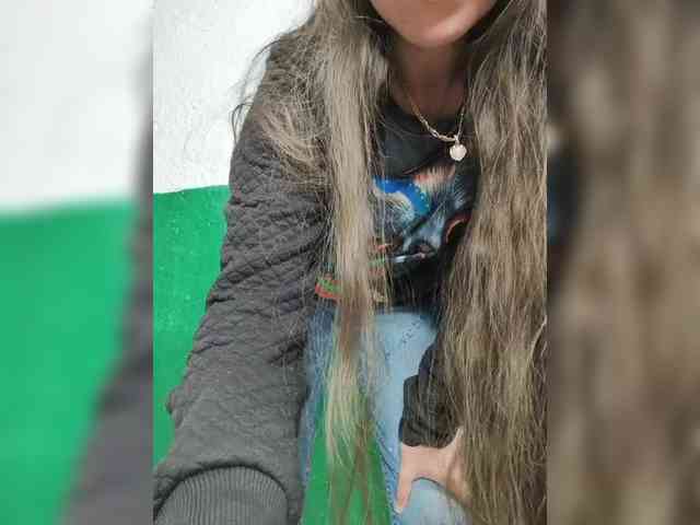 KOTENOCHEK_SEXY_KISA webcam