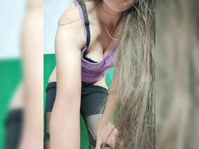 KOTENOCHEK_SEXY_KISA webcam