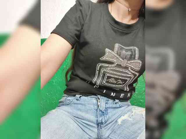 KOTENOCHEK_SEXY_KISA webcam