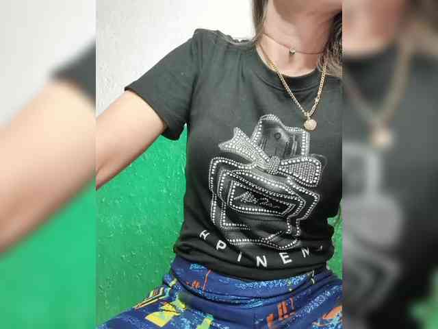 KOTENOCHEK_SEXY_KISA webcam