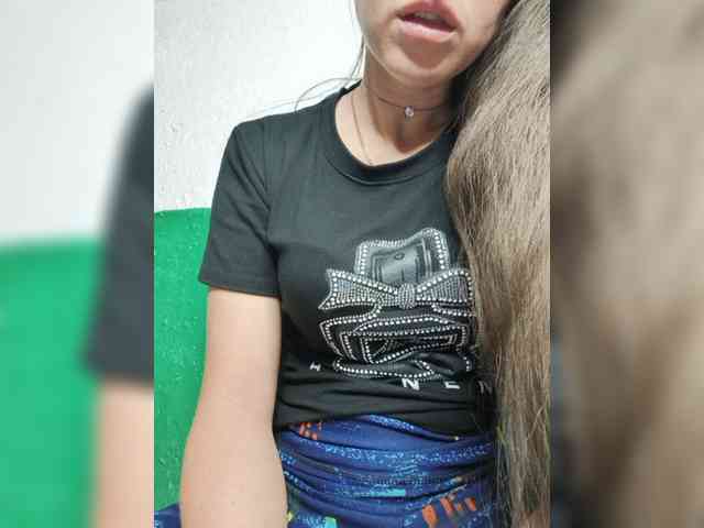 KOTENOCHEK_SEXY_KISA webcam