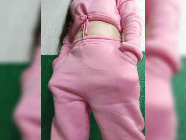 KOTENOCHEK_SEXY_KISA webcam