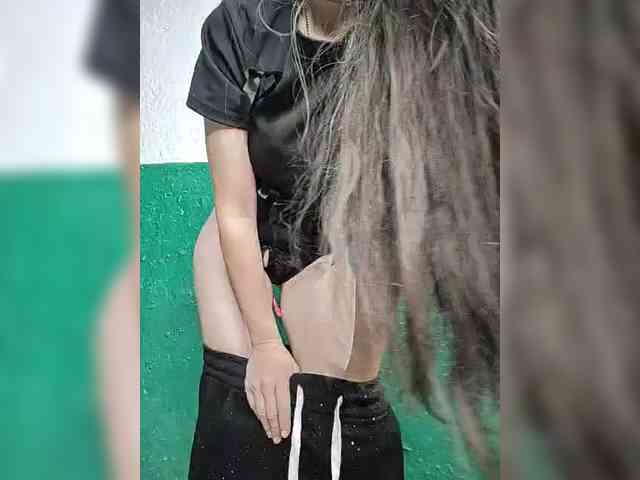 KOTENOCHEK_SEXY_KISA webcam