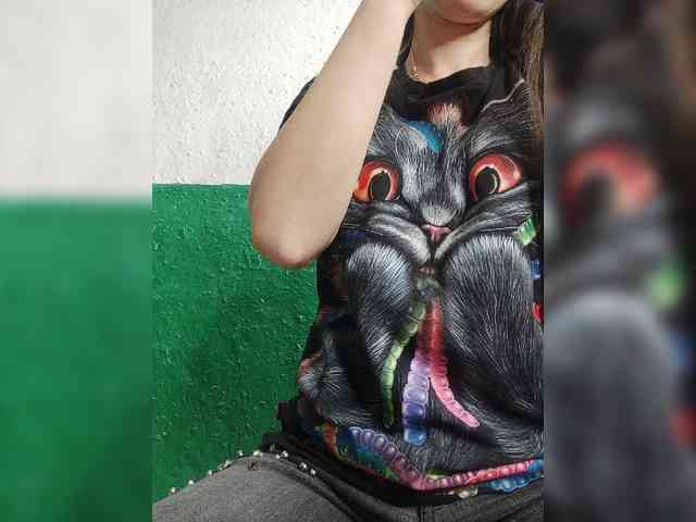 KOTENOCHEK_SEXY_KISA webcam