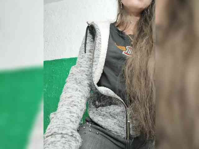 KOTENOCHEK_SEXY_KISA webcam
