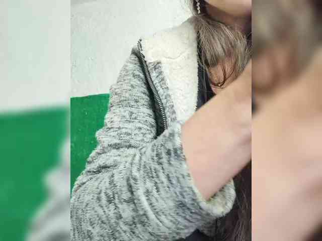 KOTENOCHEK_SEXY_KISA webcam