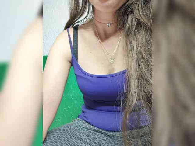 KOTENOCHEK_SEXY_KISA webcam
