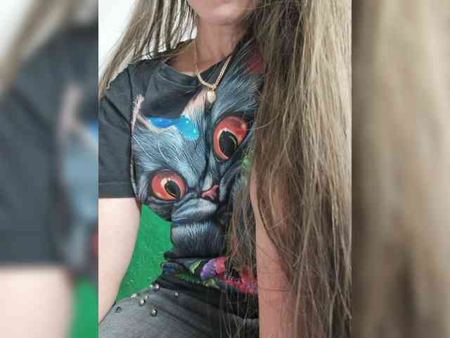 KOTENOCHEK_SEXY_KISA webcam