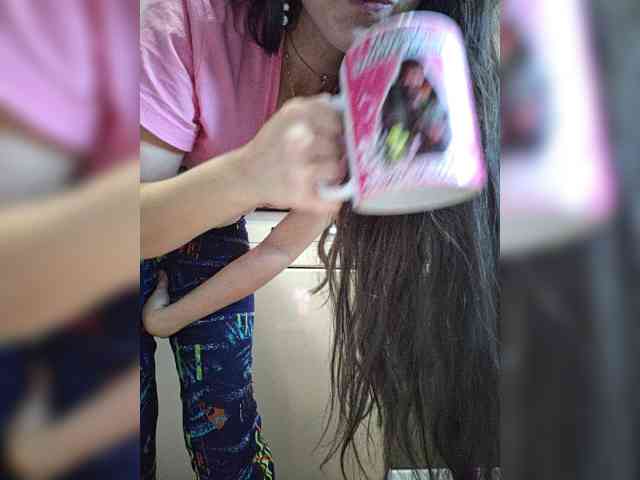 KOTENOCHEK_SEXY_KISA webcam