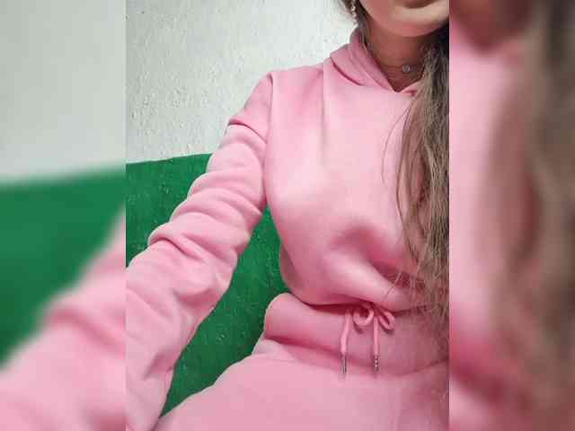 KOTENOCHEK_SEXY_KISA webcam