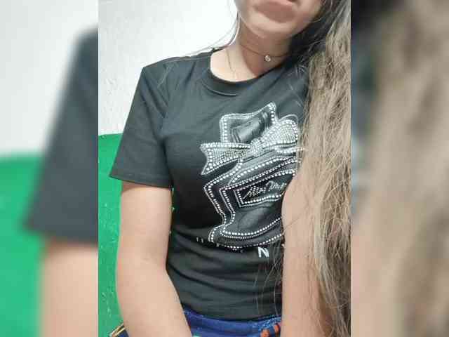 KOTENOCHEK_SEXY_KISA webcam
