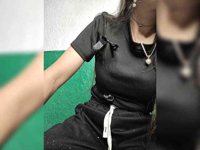 KOTENOCHEK_SEXY_KISA webcam