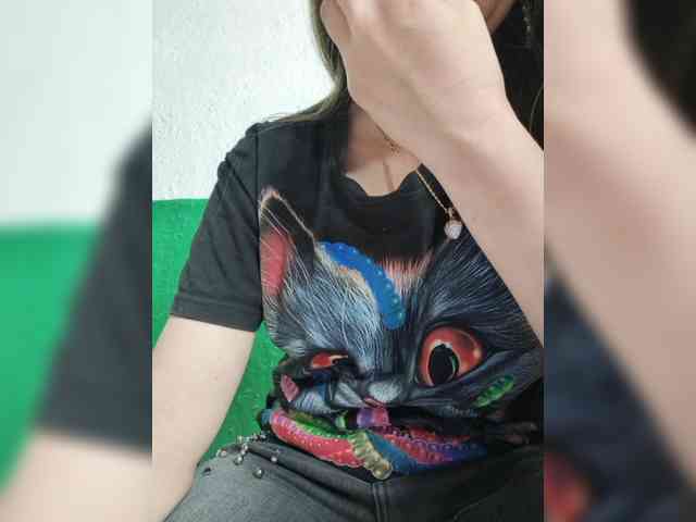 KOTENOCHEK_SEXY_KISA webcam