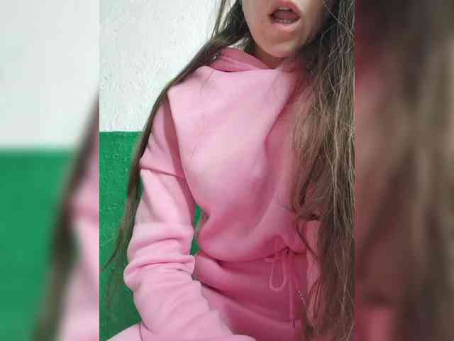 KOTENOCHEK_SEXY_KISA webcam