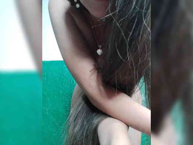 KOTENOCHEK_SEXY_KISA webcam