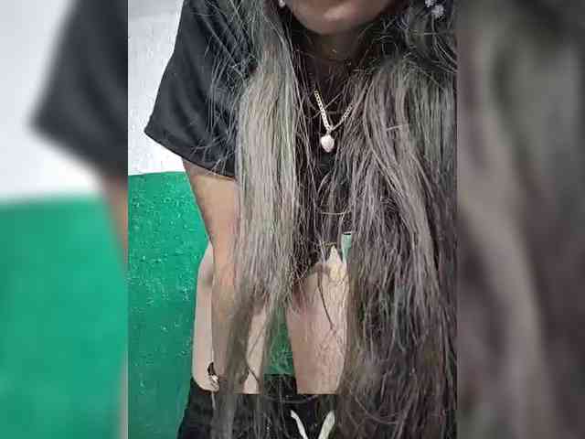 Kotenochek_sexy_kisa's cam show statistics and live stream