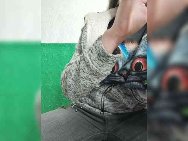 KOTENOCHEK_SEXY_KISA webcam