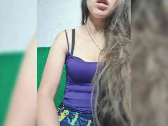 KOTENOCHEK_SEXY_KISA webcam