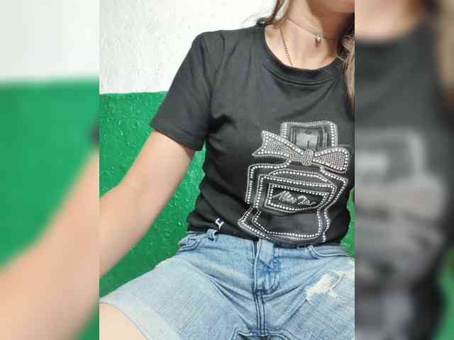 KOTENOCHEK_SEXY_KISA webcam