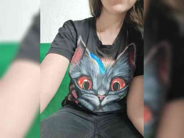 KOTENOCHEK_SEXY_KISA webcam