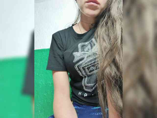 KOTENOCHEK_SEXY_KISA webcam