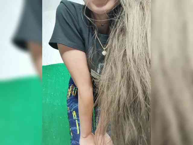 KOTENOCHEK_SEXY_KISA webcam
