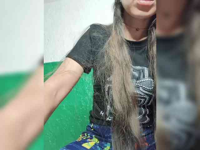 KOTENOCHEK_SEXY_KISA webcam