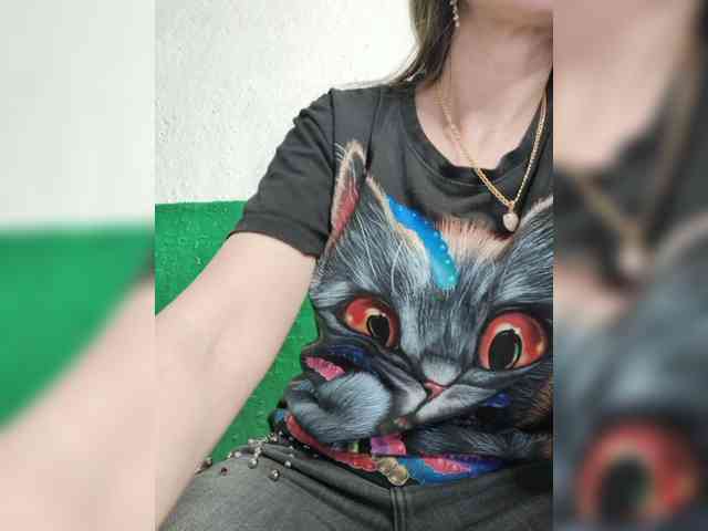 KOTENOCHEK_SEXY_KISA webcam