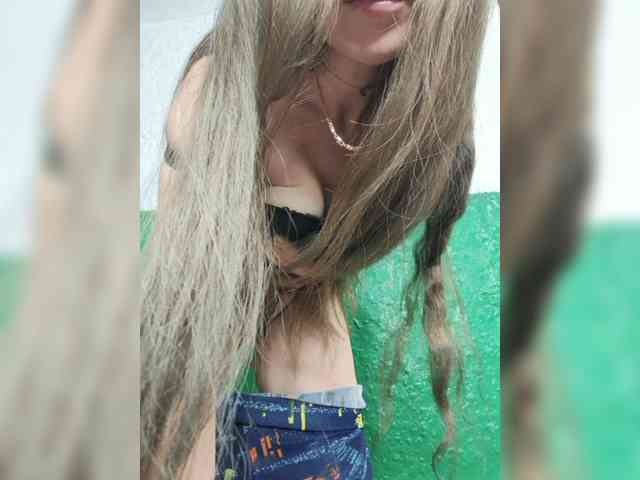 KOTENOCHEK_SEXY_KISA webcam