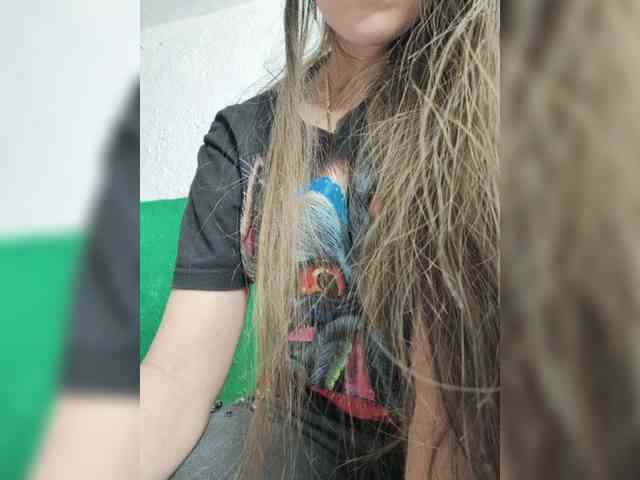 KOTENOCHEK_SEXY_KISA webcam