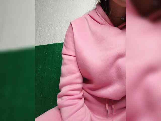 KOTENOCHEK_SEXY_KISA webcam
