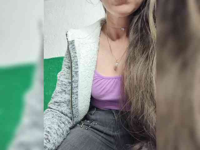 KOTENOCHEK_SEXY_KISA webcam