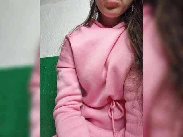 KOTENOCHEK_SEXY_KISA webcam