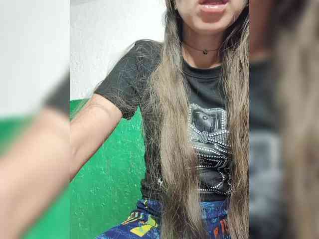 KOTENOCHEK_SEXY_KISA webcam