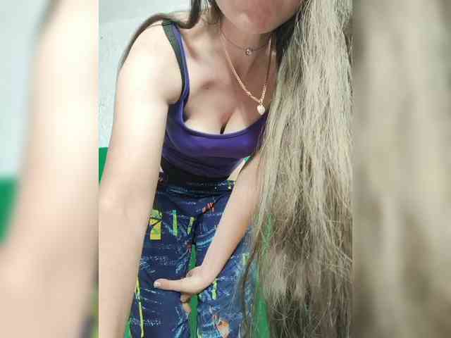KOTENOCHEK_SEXY_KISA webcam