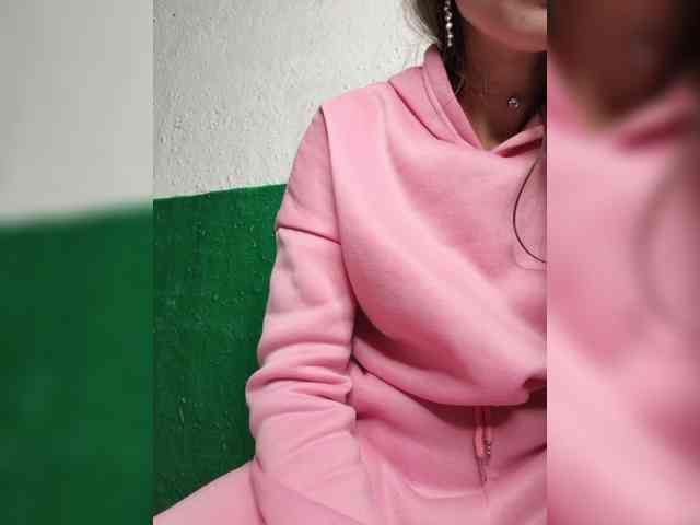 KOTENOCHEK_SEXY_KISA webcam
