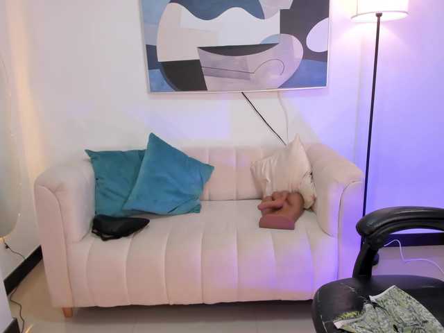 saraparkerr's BongaCams show and profile