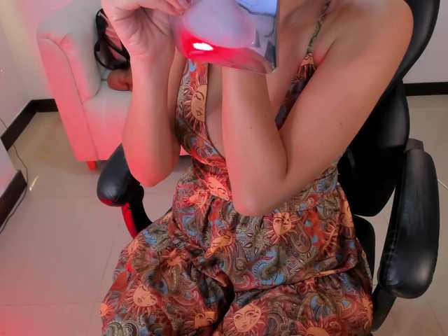 saraparkerr live cam on BongaCams