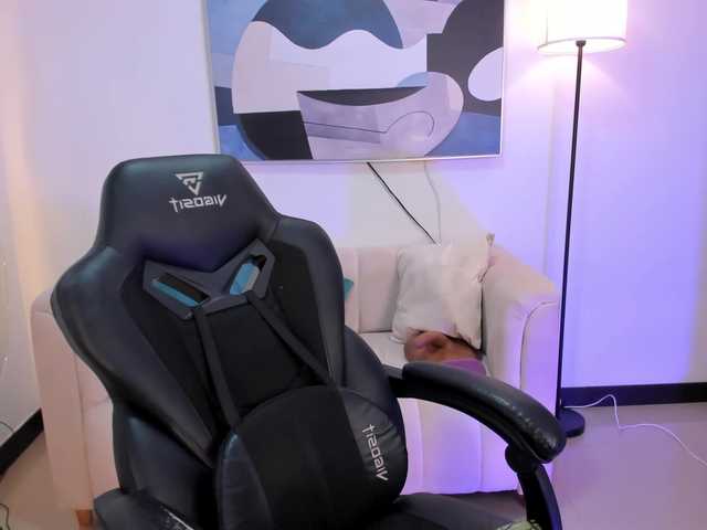 saraparkerr's BongaCams show and profile