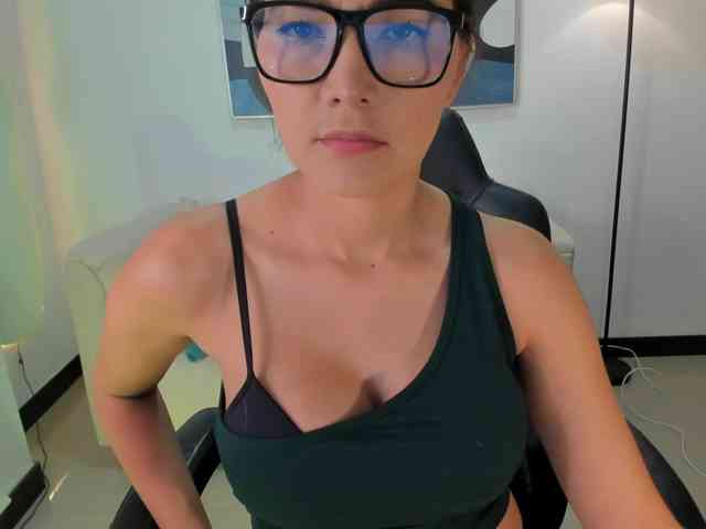 SaraParker webcam