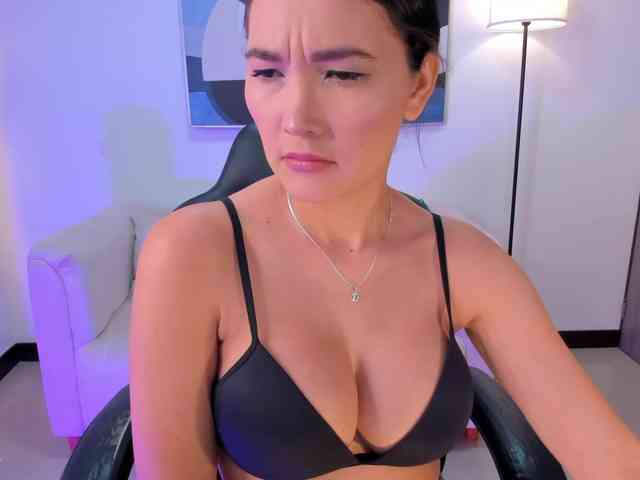 SaraParker webcam