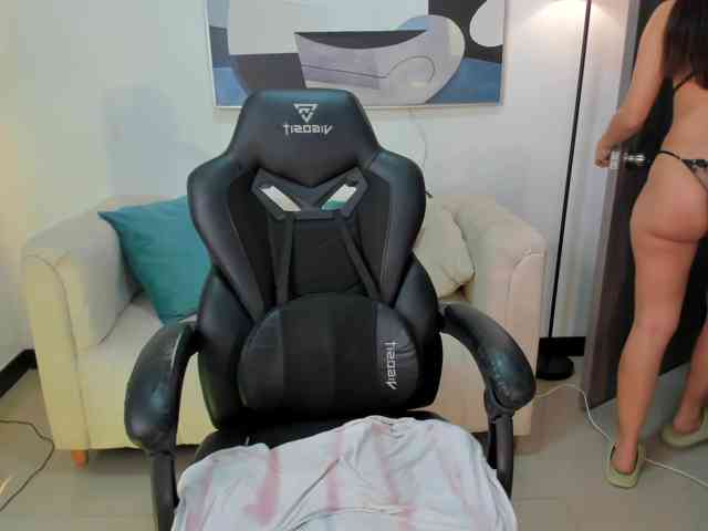 SaraParker webcam