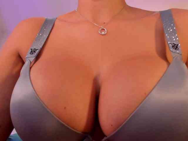 Modelo: SaraParker