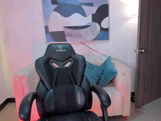 SaraParker webcam