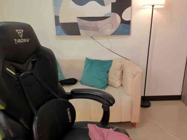 SaraParker webcam