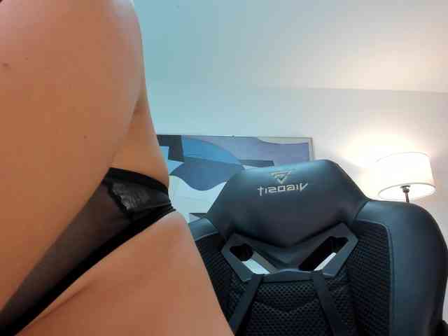 SaraParker webcam