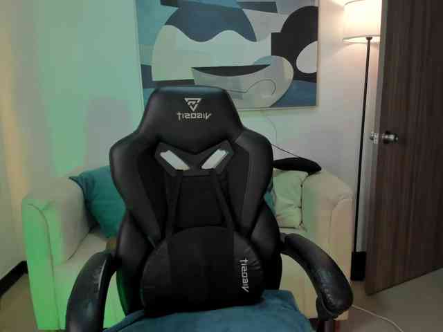 SaraParker webcam