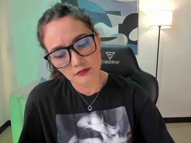 SaraParker webcam