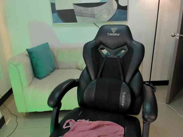 SaraParker webcam